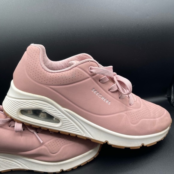 Skechers Shoes - Skechers Pink Sneakers with Low-Top Design and Minimalist Style